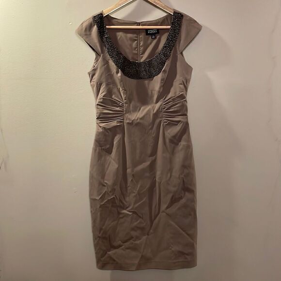 Adrianna Papell Dress - Picture 1 of 12